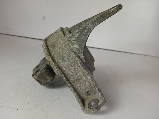 bontott OPEL ASTRA G Motor Tartó Bak Jobb