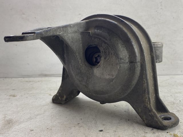 bontott OPEL ASTRA G Motor Tartó Bak (Pozíciófüggetlen)