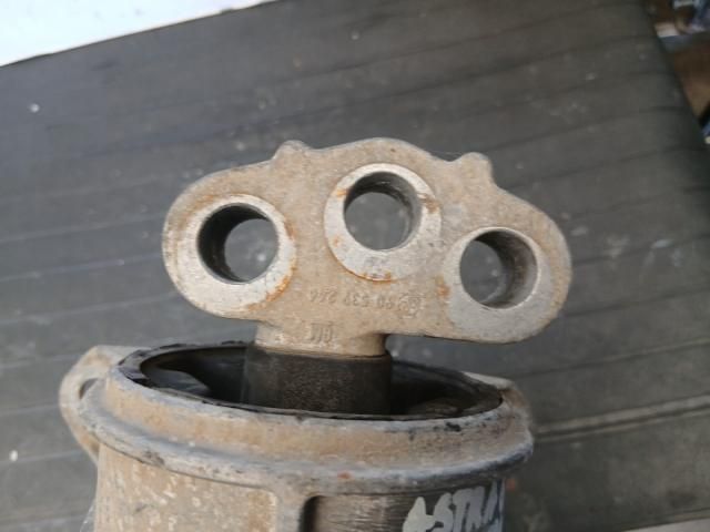 bontott OPEL ASTRA G Motor Tartó Bak (Pozíciófüggetlen)