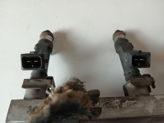 bontott OPEL ASTRA G Porlasztó Sor / Híd