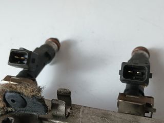 bontott OPEL ASTRA G Porlasztó Sor / Híd