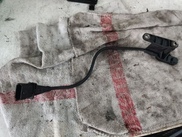 bontott OPEL ASTRA G Főtengely Fordulatszám Jeladó