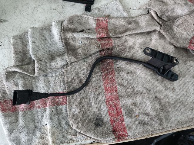 bontott OPEL ASTRA G Főtengely Fordulatszám Jeladó