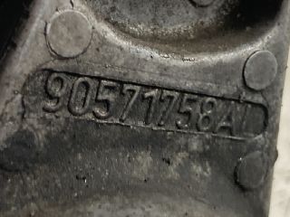 bontott OPEL ASTRA G Generátor Tartó Bak