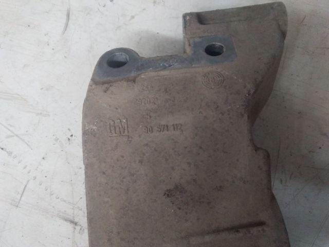 bontott OPEL ASTRA G Generátor Tartó Bak