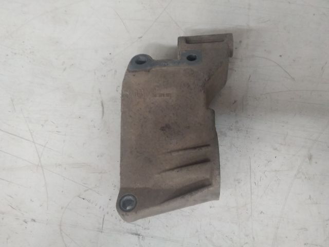 bontott OPEL ASTRA G Generátor Tartó Bak