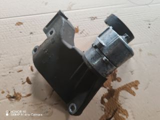 bontott OPEL ASTRA G Generátor Tartó Bak