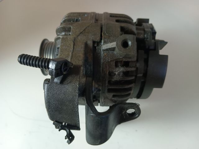 bontott OPEL ASTRA G Generátor