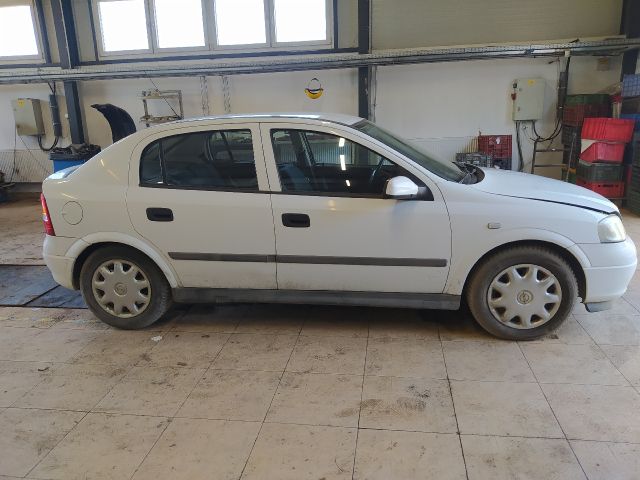 bontott OPEL ASTRA G Generátor