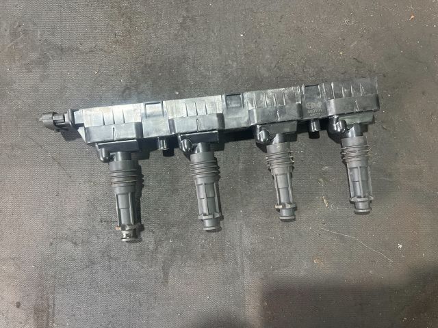 bontott OPEL ASTRA G Gyújtótrafó