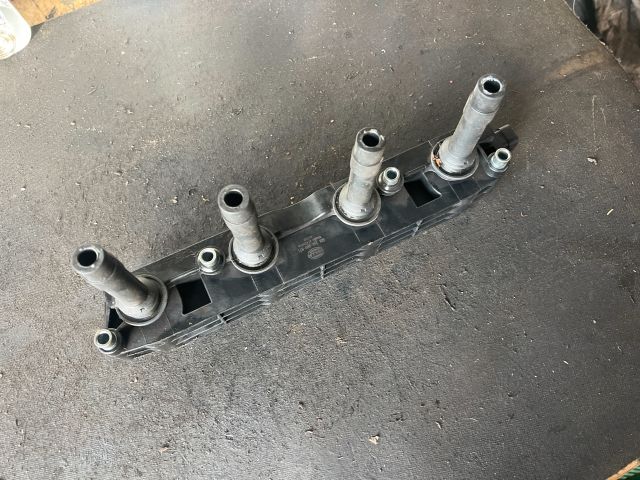 bontott OPEL ASTRA G Gyújtótrafó