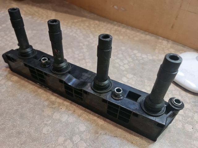 bontott OPEL ASTRA G Gyújtótrafó