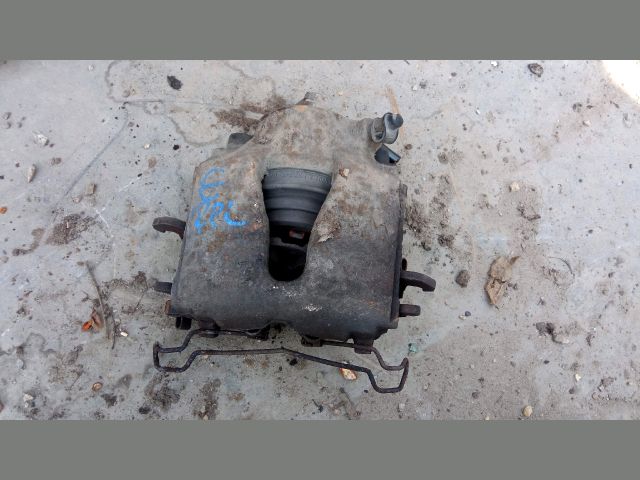 bontott OPEL ASTRA G Jobb első Féknyereg Munkahengerrel