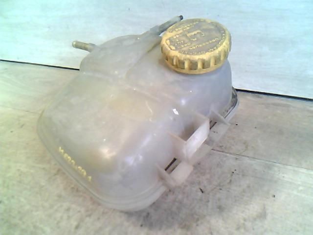 bontott OPEL ASTRA G Kiegyenlítő Tartály