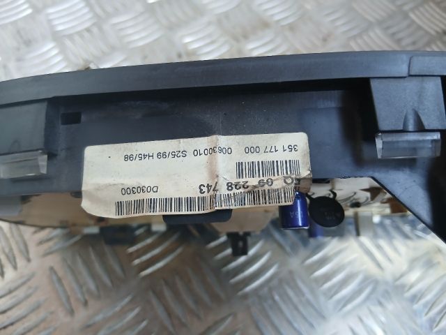 bontott OPEL ASTRA G Kilométeróra