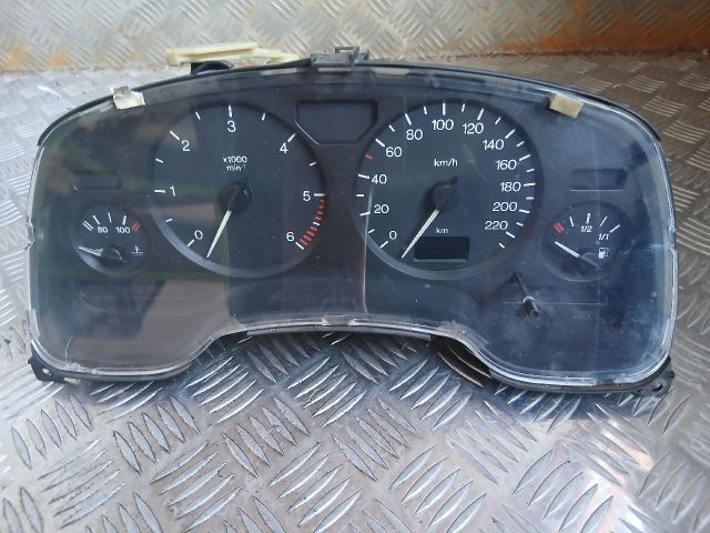 bontott OPEL ASTRA G Kilométeróra