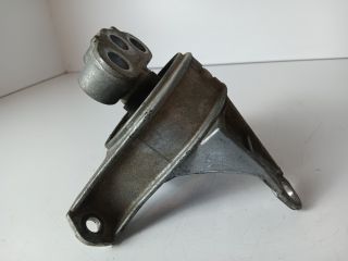 bontott OPEL ASTRA G Motor Tartó Bak Jobb