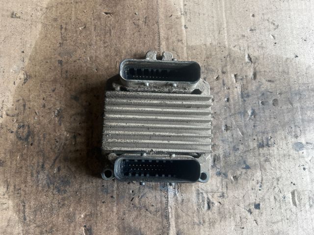 bontott OPEL ASTRA G Motorvezérlő