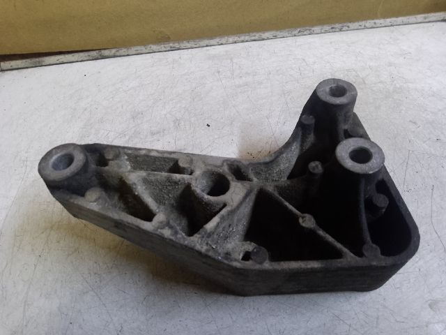 bontott OPEL ASTRA G Váltó Tartó Bak (Pozíciófüggetlen)