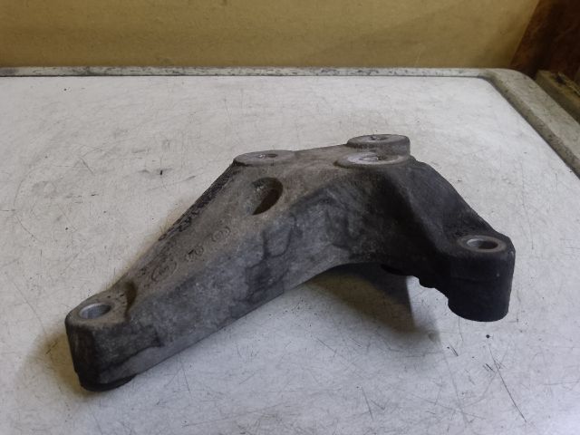 bontott OPEL ASTRA G Váltó Tartó Bak (Pozíciófüggetlen)