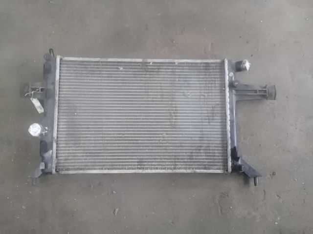 bontott OPEL ASTRA G Vízhűtő Radiátor (Nem klímás)