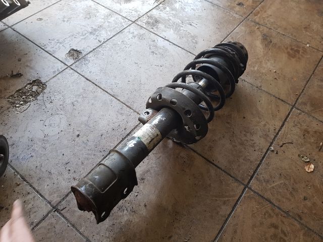 bontott OPEL ASTRA G Bal első Gólyaláb (Lengécsillapító, Rugó)