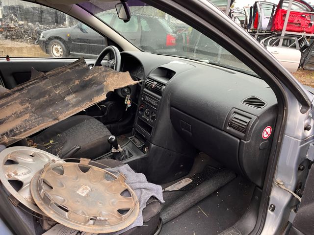 bontott OPEL ASTRA G Bal első Gólyaláb (Lengécsillapító, Rugó)