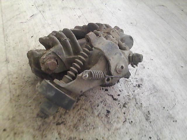 bontott OPEL ASTRA G Bal hátsó Féknyereg Munkahengerrel