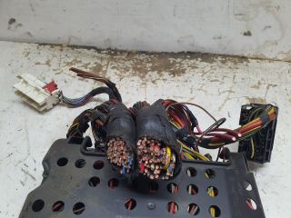 bontott OPEL ASTRA G Biztosítéktábla Motortér