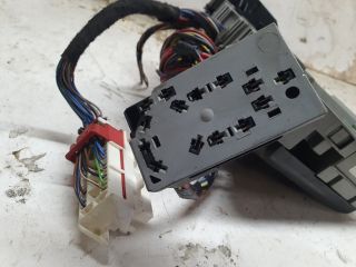 bontott OPEL ASTRA G Biztosítéktábla Motortér