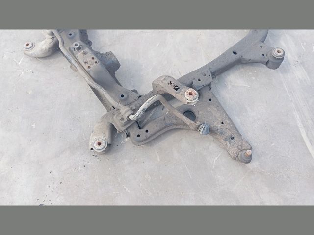 bontott OPEL ASTRA G Első Bölcső