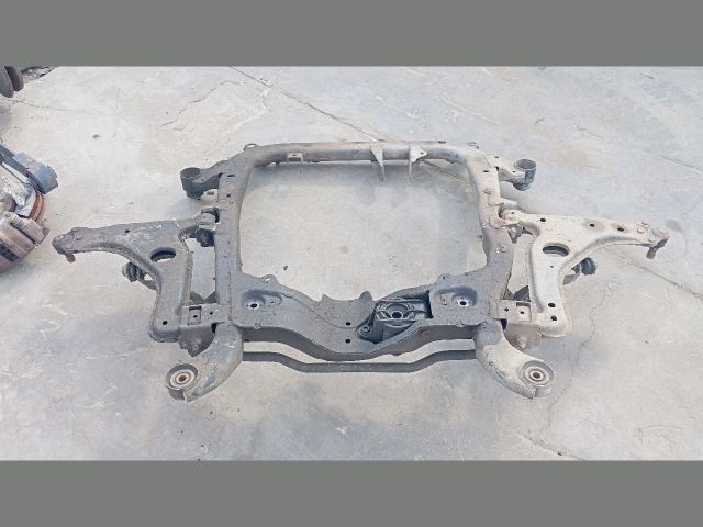 bontott OPEL ASTRA G Első Bölcső