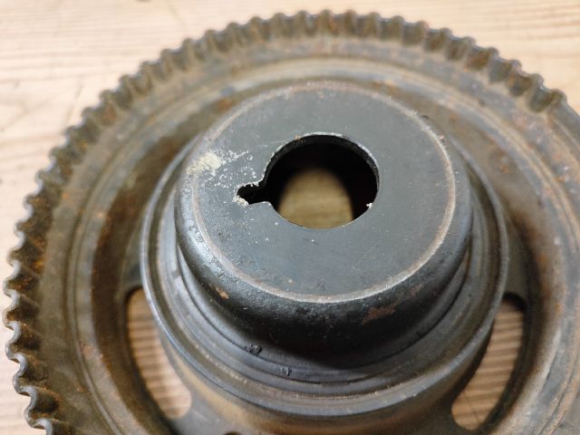 bontott OPEL ASTRA G Főtengely Szíjtárcsa