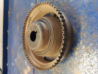 bontott OPEL ASTRA G Főtengely Szíjtárcsa