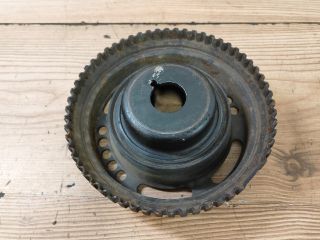 bontott OPEL ASTRA G Főtengely Szíjtárcsa