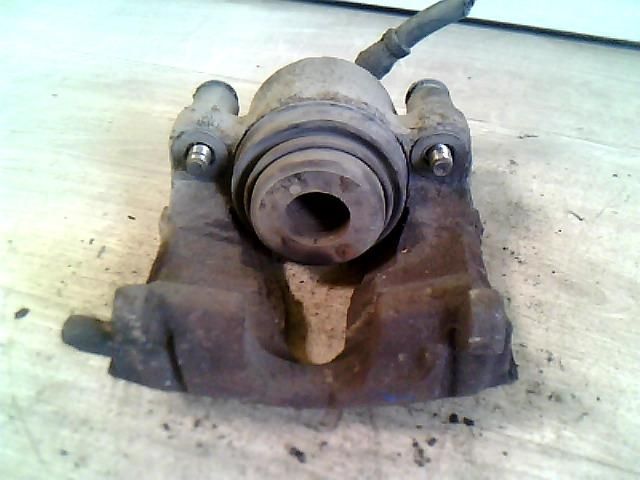 bontott OPEL ASTRA G Jobb első Féknyereg Munkahengerrel