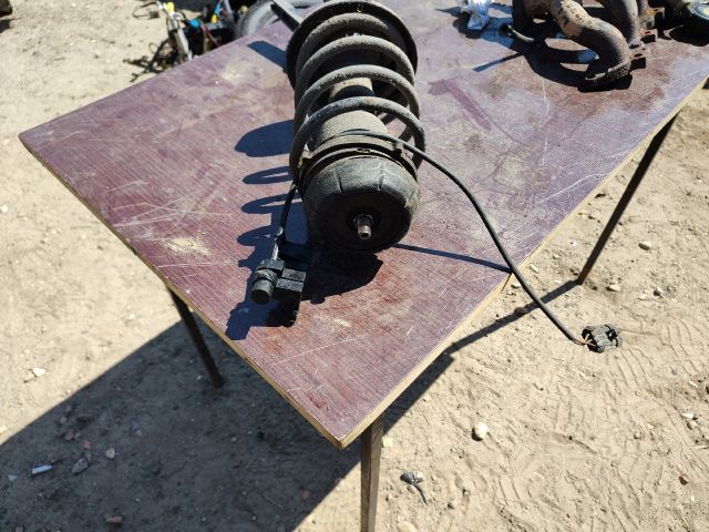 bontott OPEL ASTRA G Jobb első Gólyaláb (Lengécsillapító, Rugó)