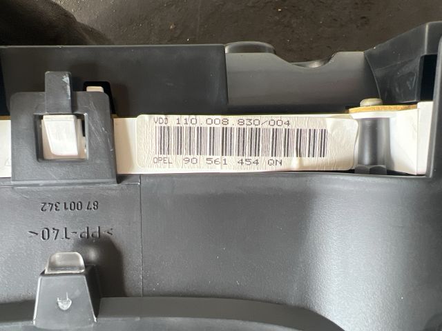 bontott OPEL ASTRA G Kilométeróra