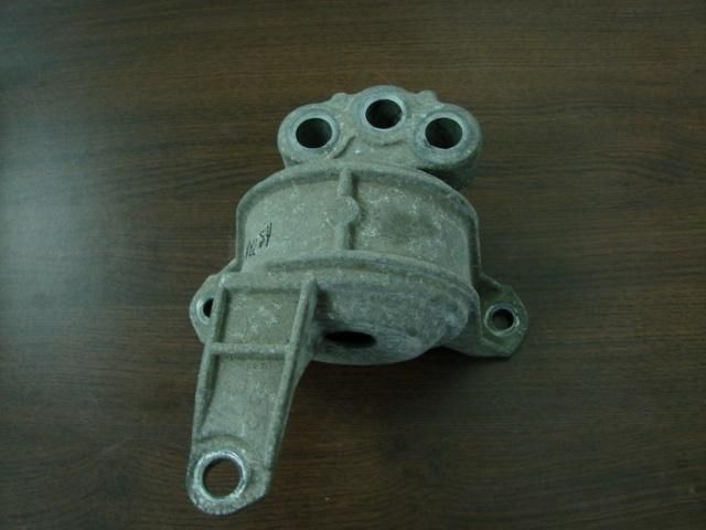 bontott OPEL ASTRA G Motor Tartó Bak Jobb