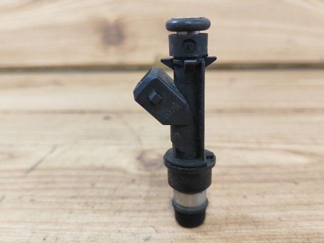 bontott OPEL ASTRA G Porlasztó (1 db)