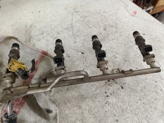 bontott OPEL ASTRA G Porlasztó Sor / Híd