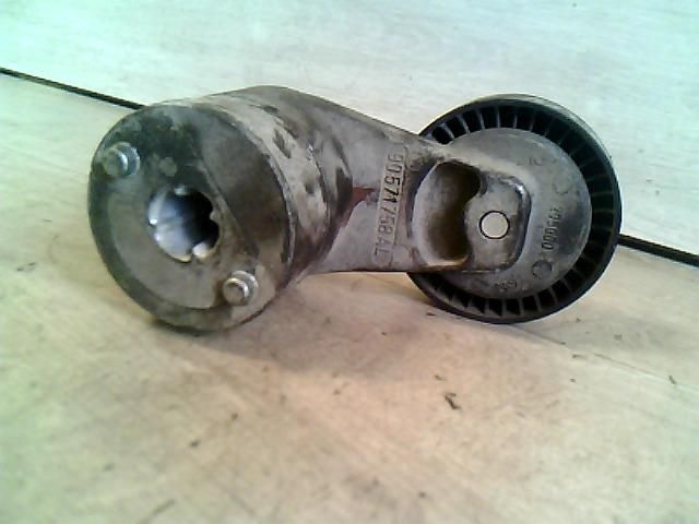 bontott OPEL ASTRA G Szíjfeszítő Görgő