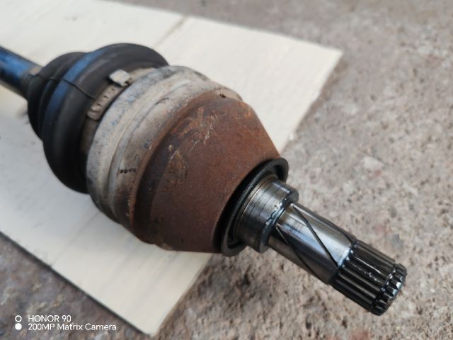 bontott OPEL ASTRA G Bal Féltengely