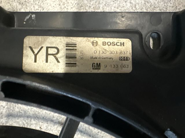 bontott OPEL ASTRA G Hűtőventilátor Keret