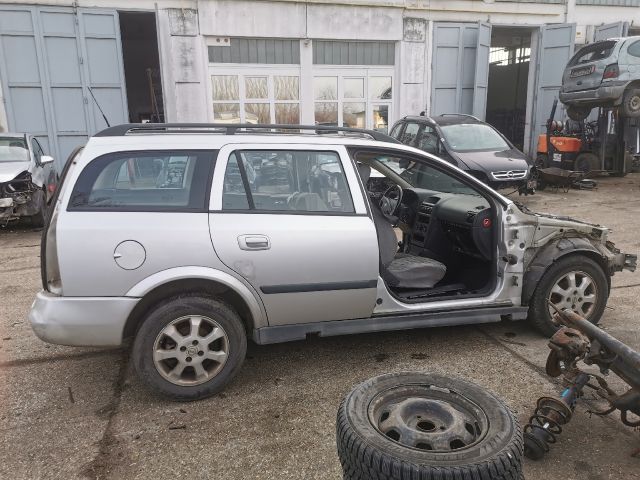 bontott OPEL ASTRA G Jobb első Csonkállvány Kerékaggyal