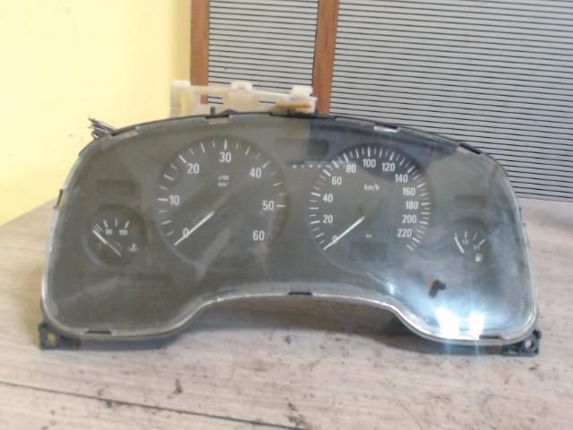 bontott OPEL ASTRA G Kilométeróra