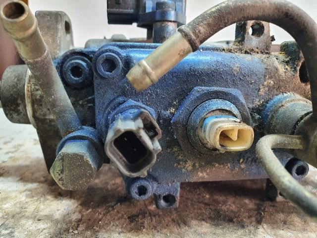 bontott OPEL ASTRA G Nagynyomású Szivattyú