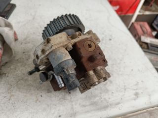 bontott OPEL ASTRA G Nagynyomású Szivattyú