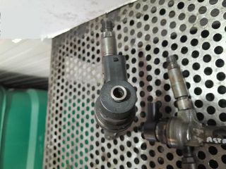 bontott OPEL ASTRA G Porlasztó (1 db)