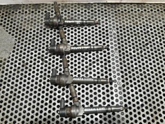 bontott OPEL ASTRA G Porlasztó (1 db)